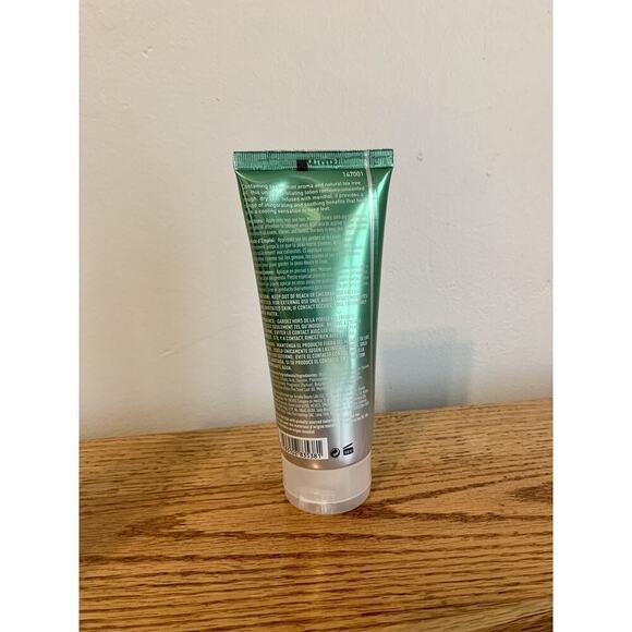 New Heel To Toe Exfoliate Peppermint Sloughing Foot Lotion 6 fl oz / 177 ml - Picture 3 of 5